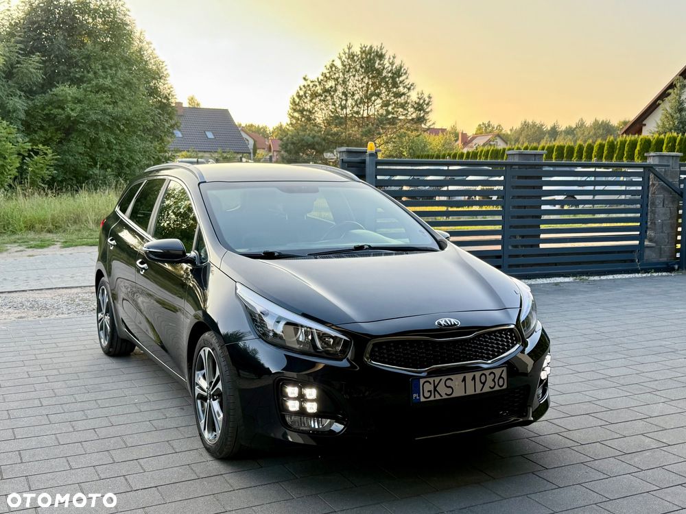 Kia Ceed 1.6 CRDi 136 ISG GT Line - 3