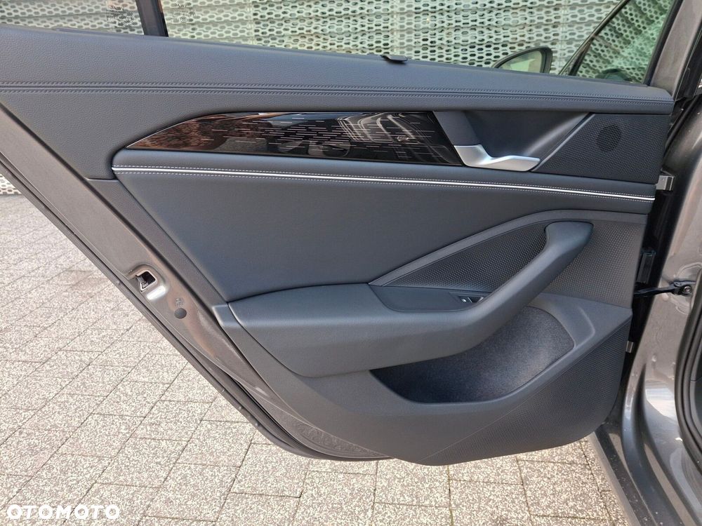 Volkswagen Passat - 14