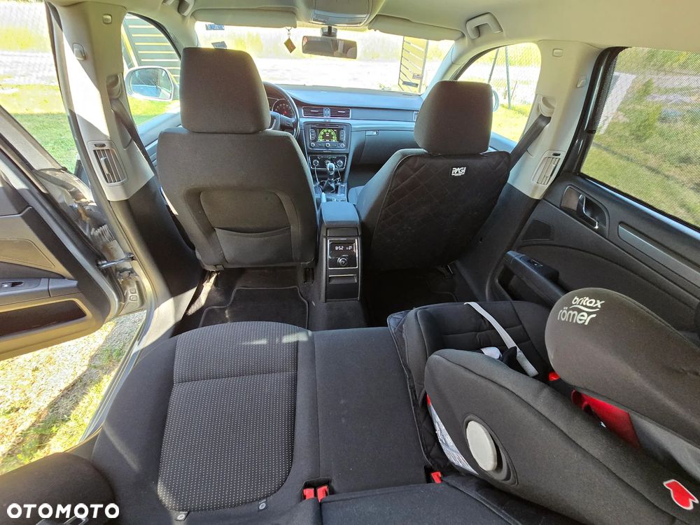 Skoda Superb 1.6 TDI Ambition - 12