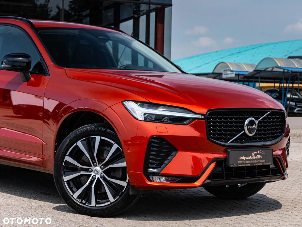 Volvo XC 60 B4 D AWD Plus Dark - 10