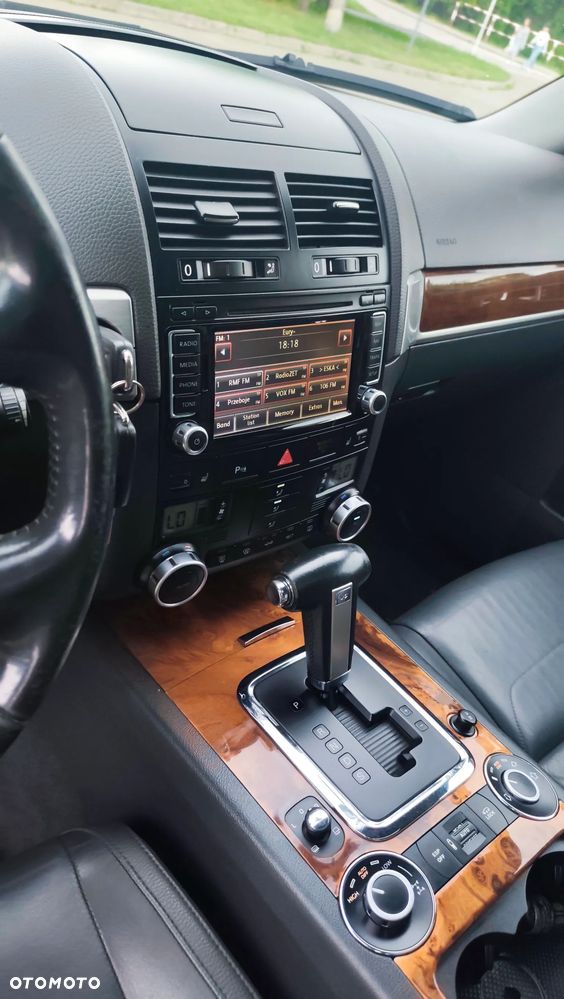 Volkswagen Touareg 3.0 V6 TDI DPF Automatik Individual - 10