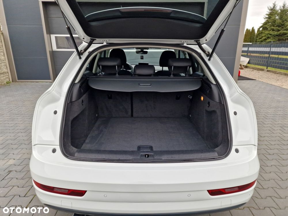 Audi Q3 2.0 TDI S tronic design - 14