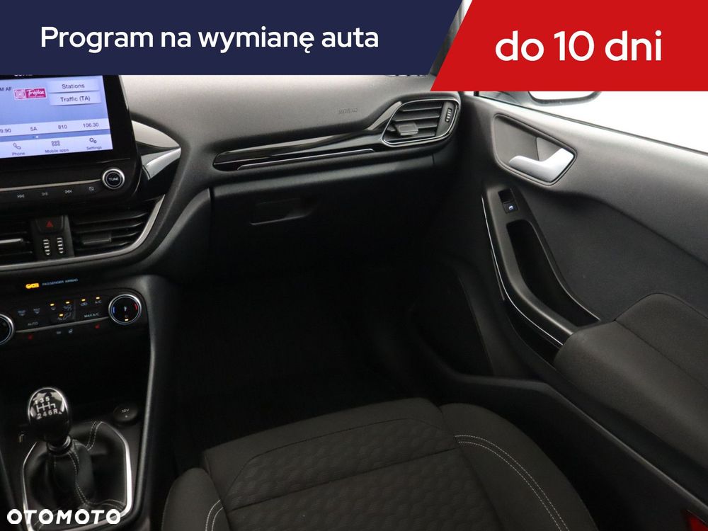 Ford Fiesta - 10