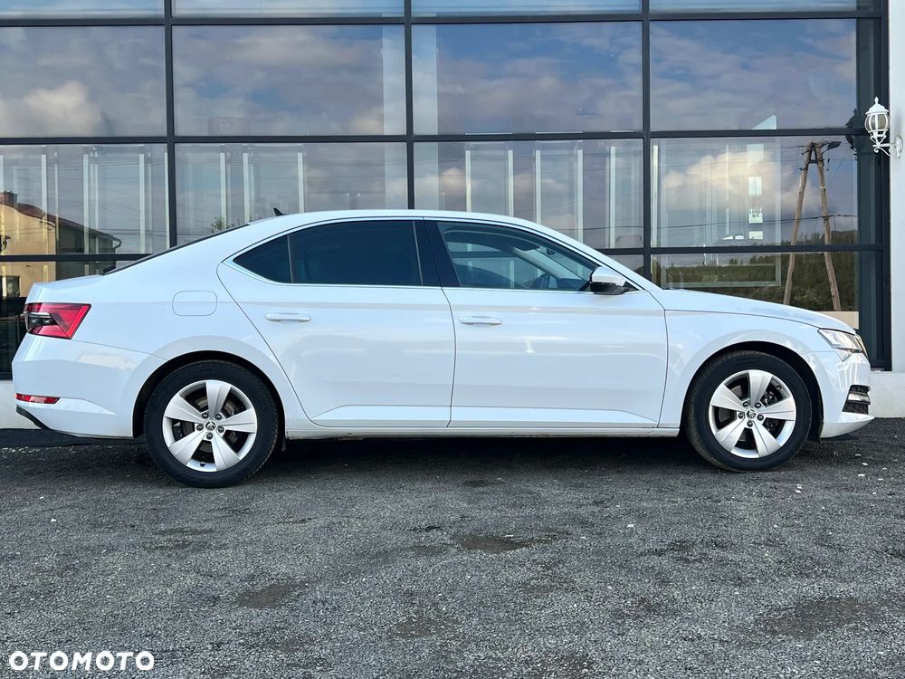 Skoda Superb 1.5 TSI Ambition DSG - 6
