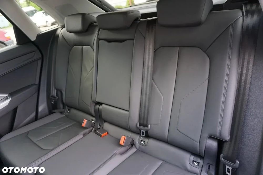Audi Q3 45 TFSI quattro S tronic advanced - 37