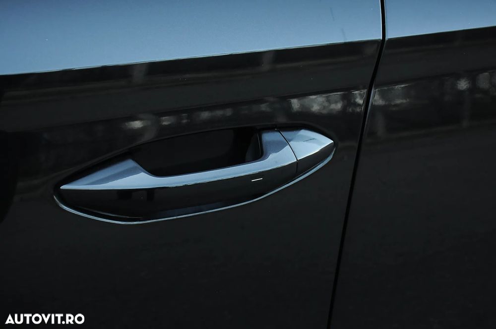 Skoda Octavia 2.0 TDI DSG Tour - 38