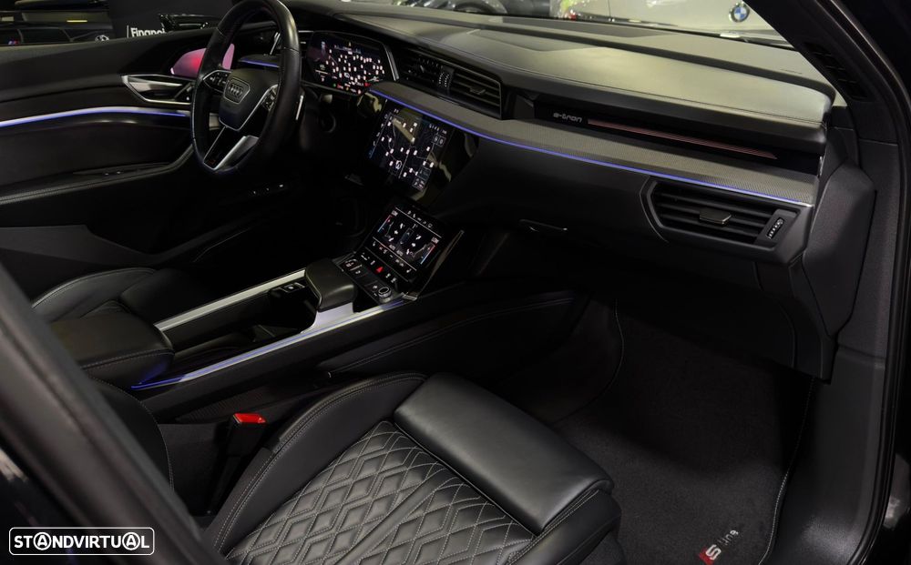 Audi e-tron Sportback S quattro - 38