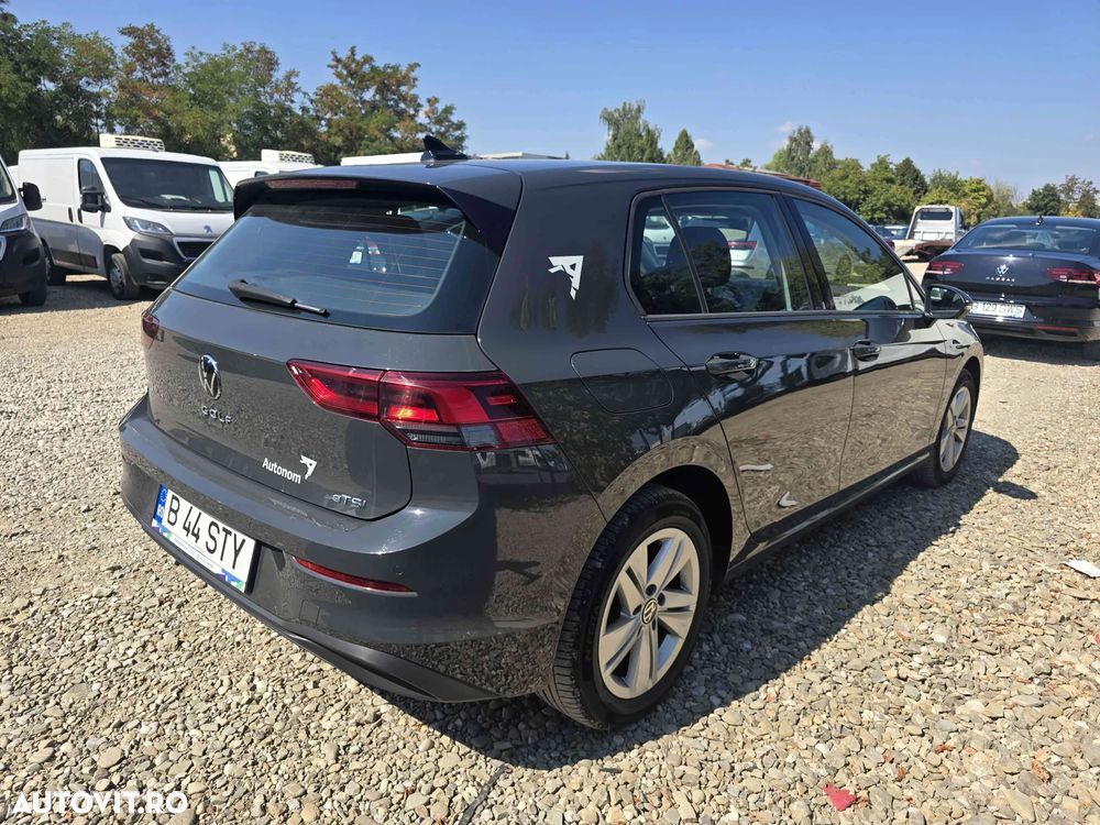 Volkswagen Golf - 5