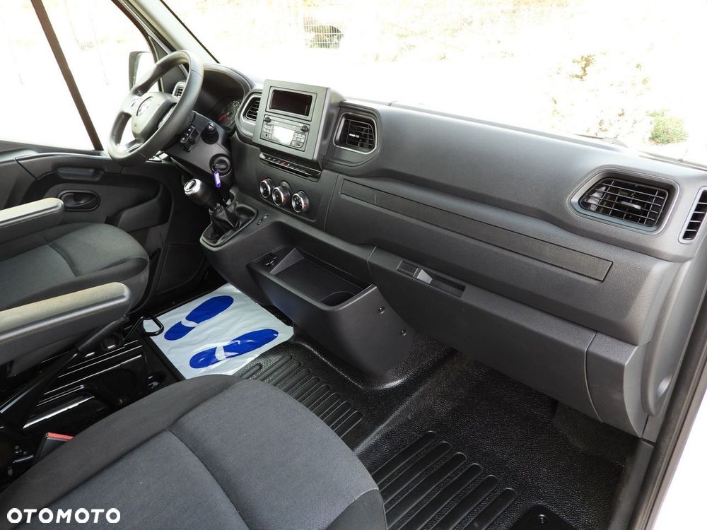 Renault MASTER WYWROTKA PODWÓJNA KABINA DOKA 6 MIEJSC TEMPOMAT LEDY KLIMATYZACJA  145KM - 36