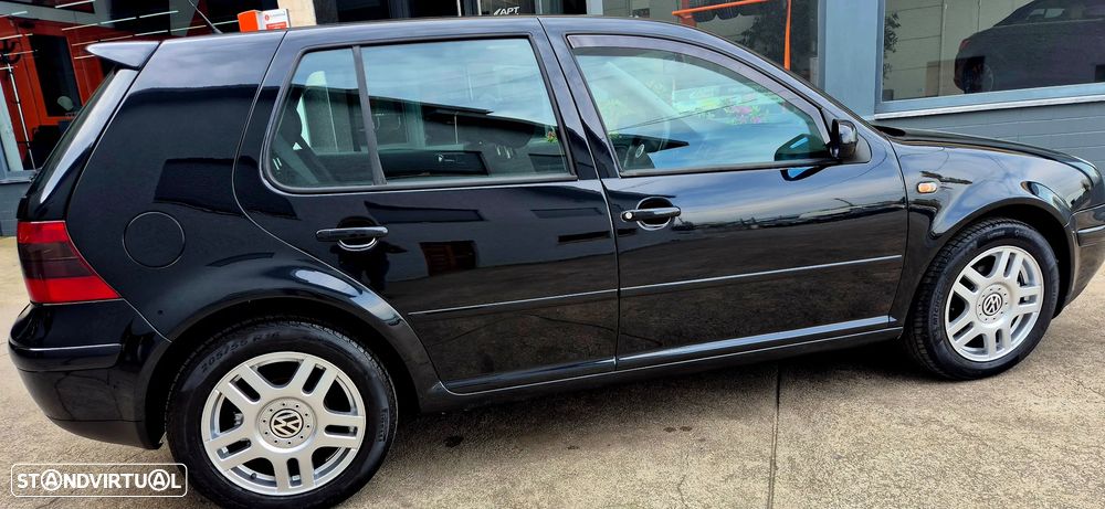 VW Golf 1.9 TDi 25 Anos - 4