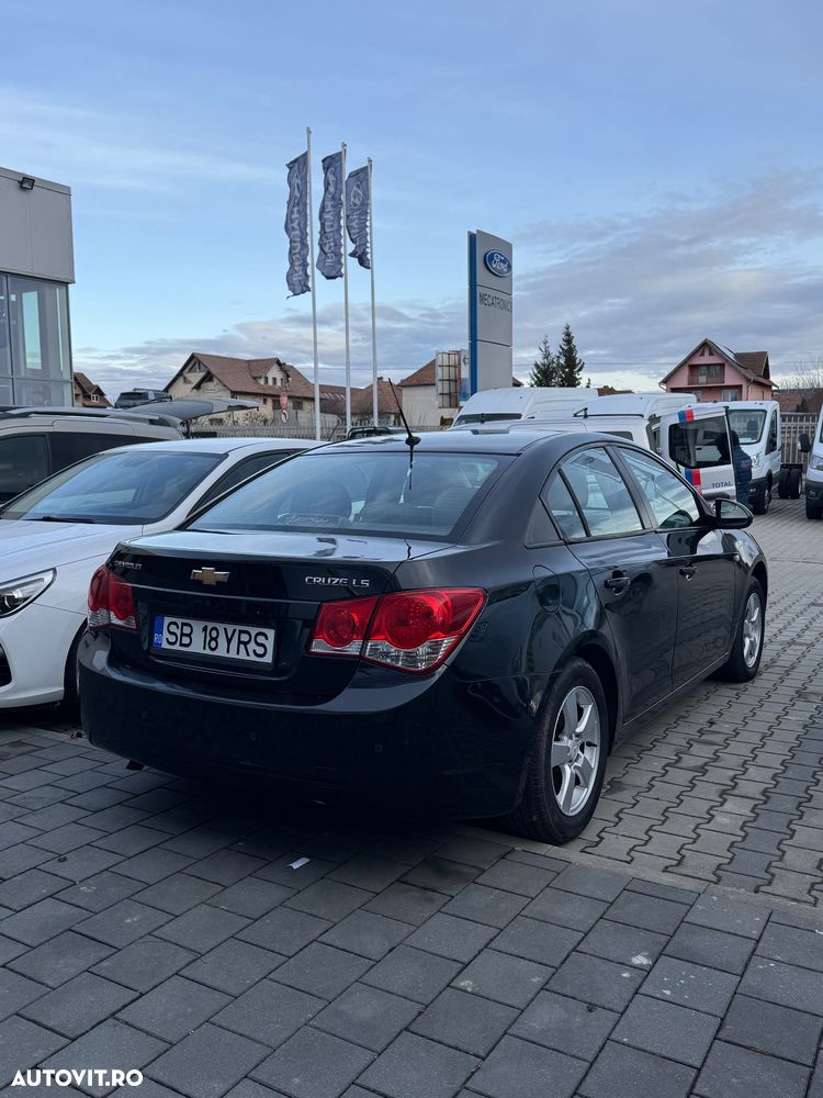 Chevrolet Cruze 1.8 DOHC LTZ+ - 5