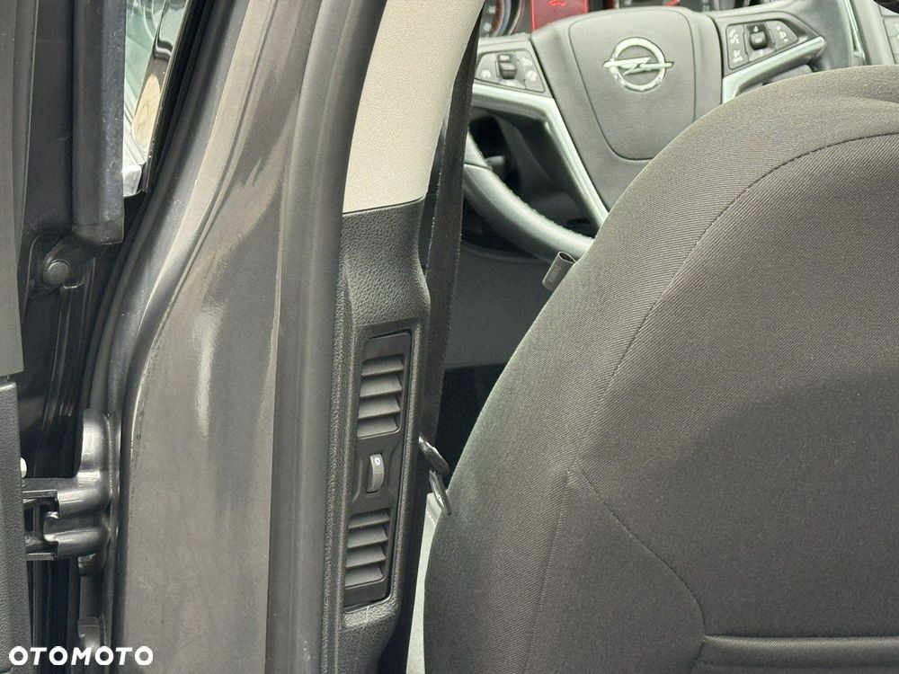 Opel Zafira - 21
