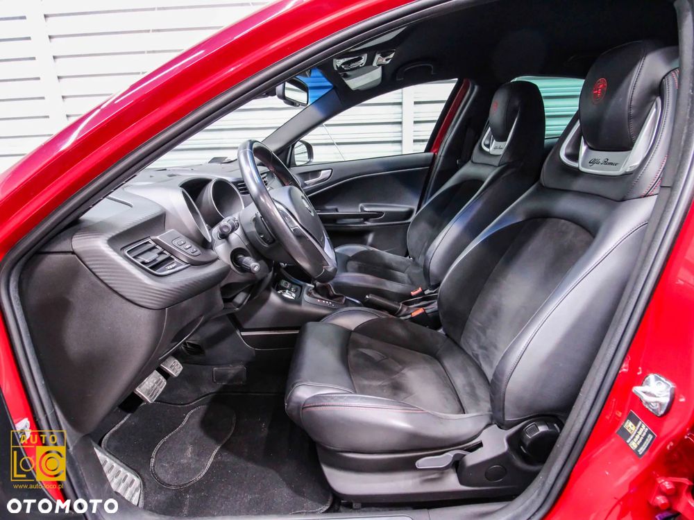 Alfa Romeo Giulietta 1750 TBi Veloce TCT - 12