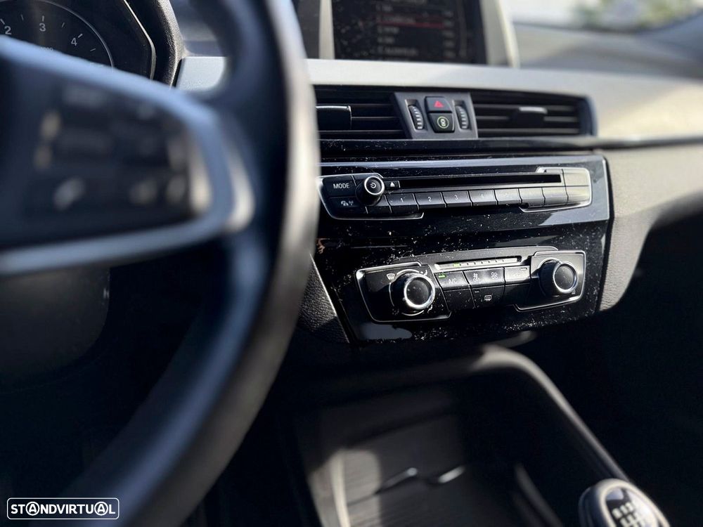 BMW X1 16 d sDrive - 18