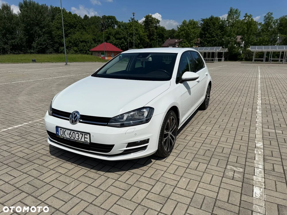Volkswagen Golf 2.0 TDI BlueMotion Technology DSG Allstar - 3