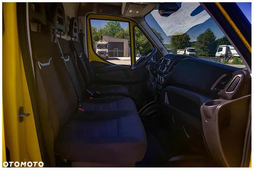 Iveco 35S18 - 18