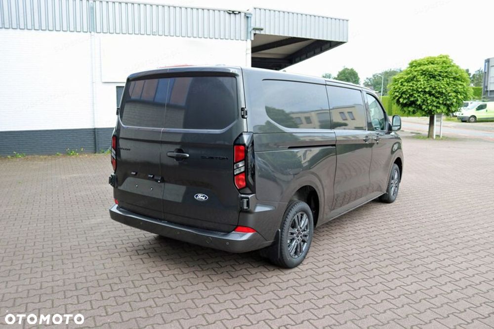 Ford Transit Custom 320 L2H1 Limited A8 2.0 170KM - 4