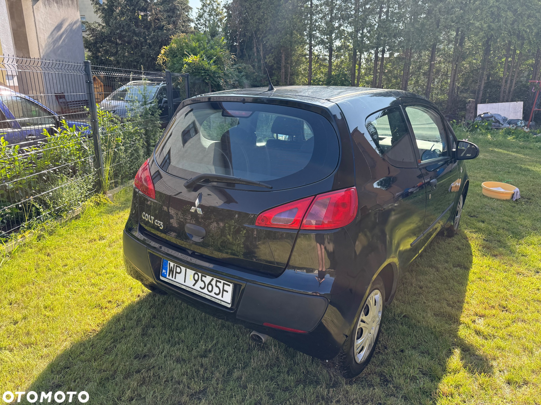 Mitsubishi Colt 1.3 Inform - 17