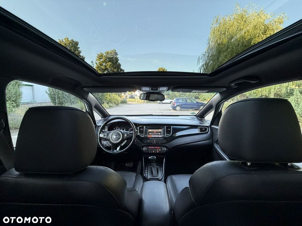 Kia Carens - 20