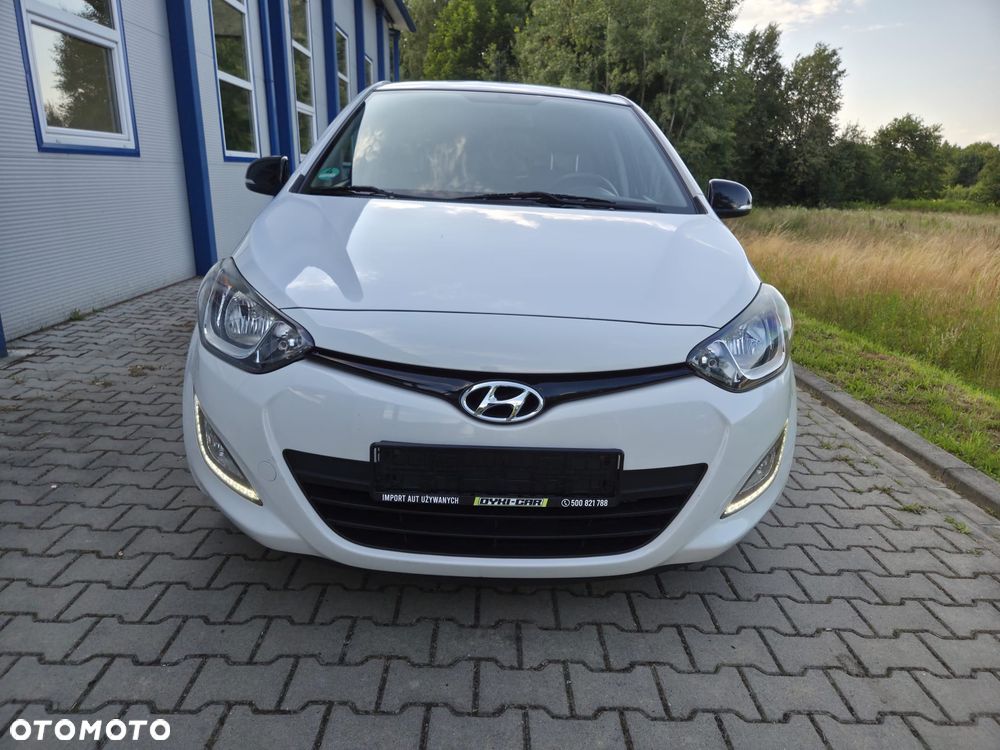 Hyundai i20 1.2 Fifa World Cup Edition - 8