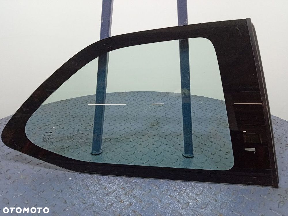 TOYOTA AURIS I E15 06- 3D SZYBA KAROSERYJNA TYŁ PRAWA 08R - 1