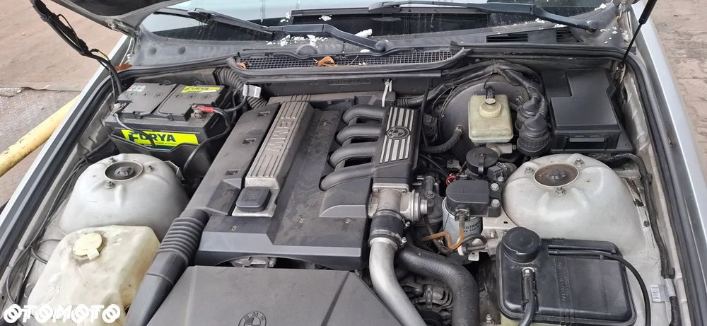Silnik goły słupek BMW E36 1,7   M41 D17 (174T1) - 1