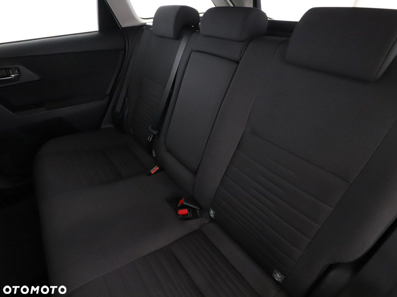 Toyota Auris 1.8 VVT-i Hybrid Automatik Design Edition - 17