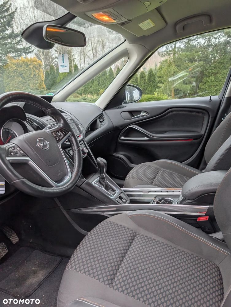 Opel Zafira 1.4 T Cosmo EU6 - 15