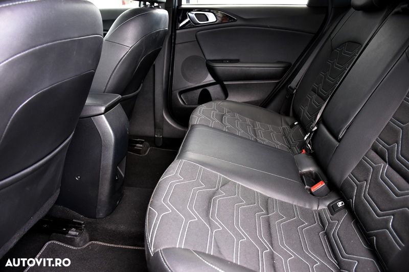 Kia Ceed 1.0 T-GDI 120 OPF Edition 7 - 14