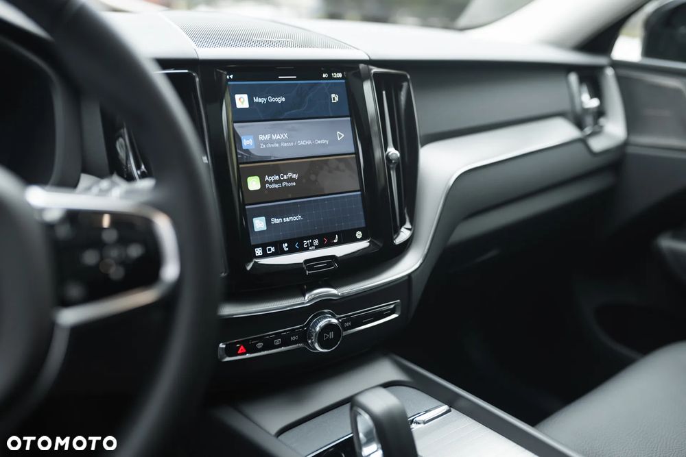 Volvo XC 60 B4 D AWD Plus Dark - 13