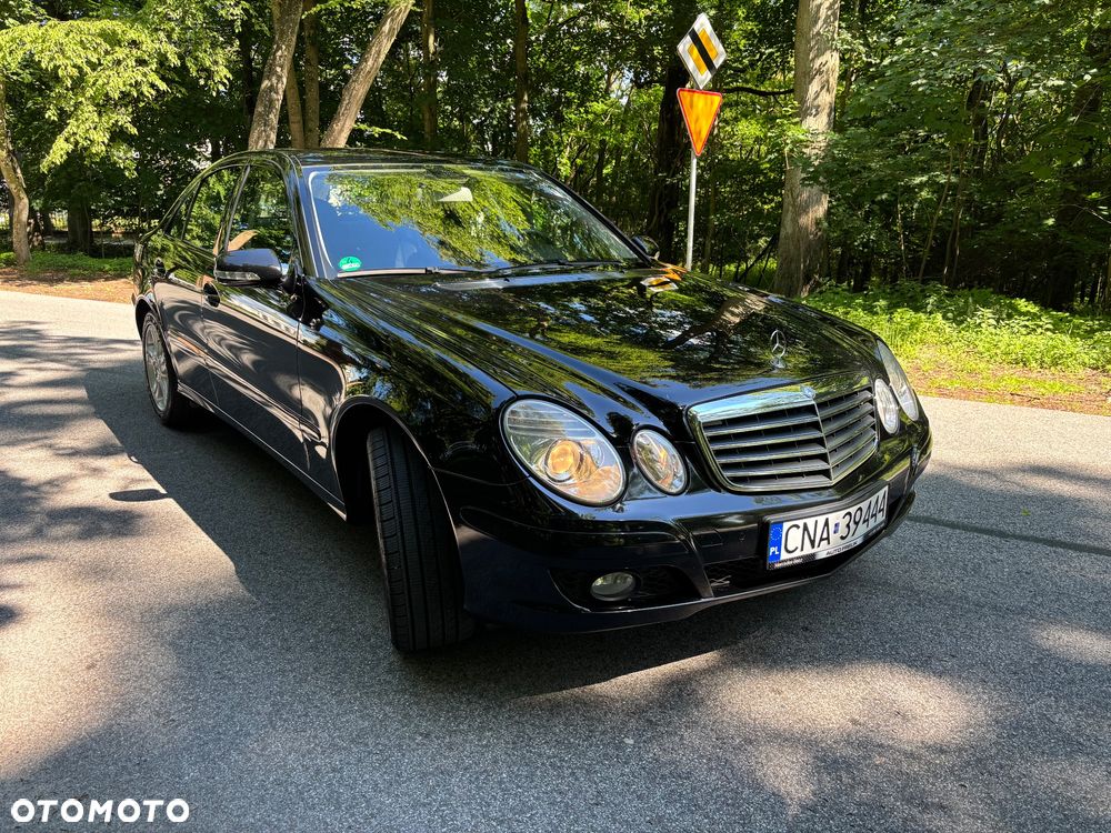 Mercedes-Benz Klasa E 200 Kompressor Classic - 4