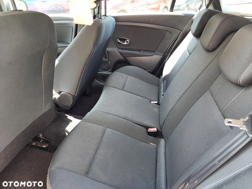 Renault Megane 1.6 16V 100 J'taime - 11