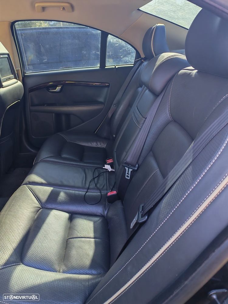 Volvo S80 2.4 D5 Executive - 1