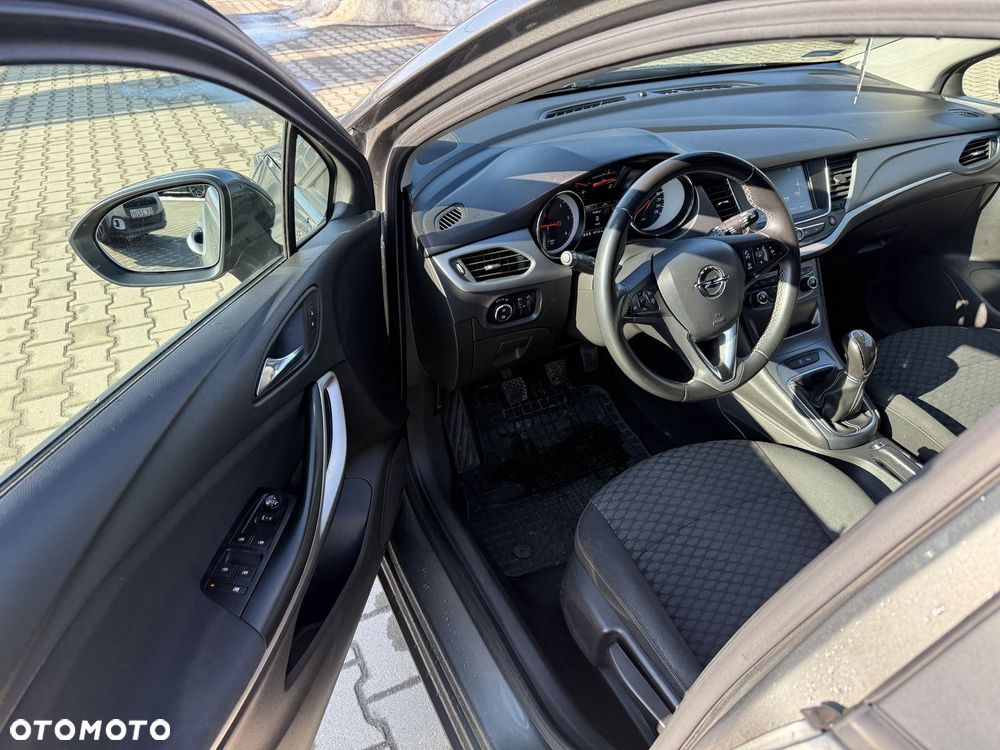 Opel Astra - 9