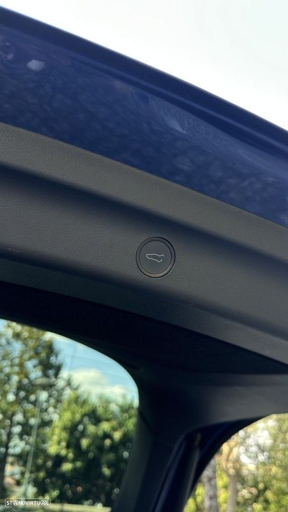 Tesla Model Y - 13