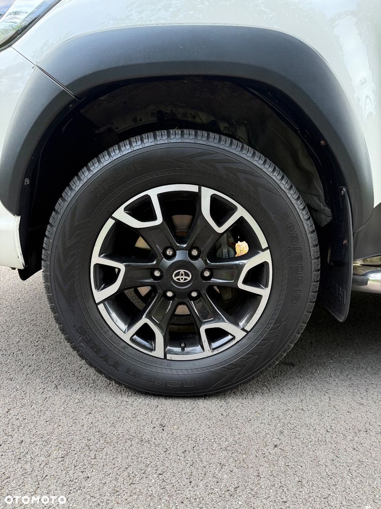 Toyota Hilux 2.4 D-4D Double Cab Dakar 4x4 - 22