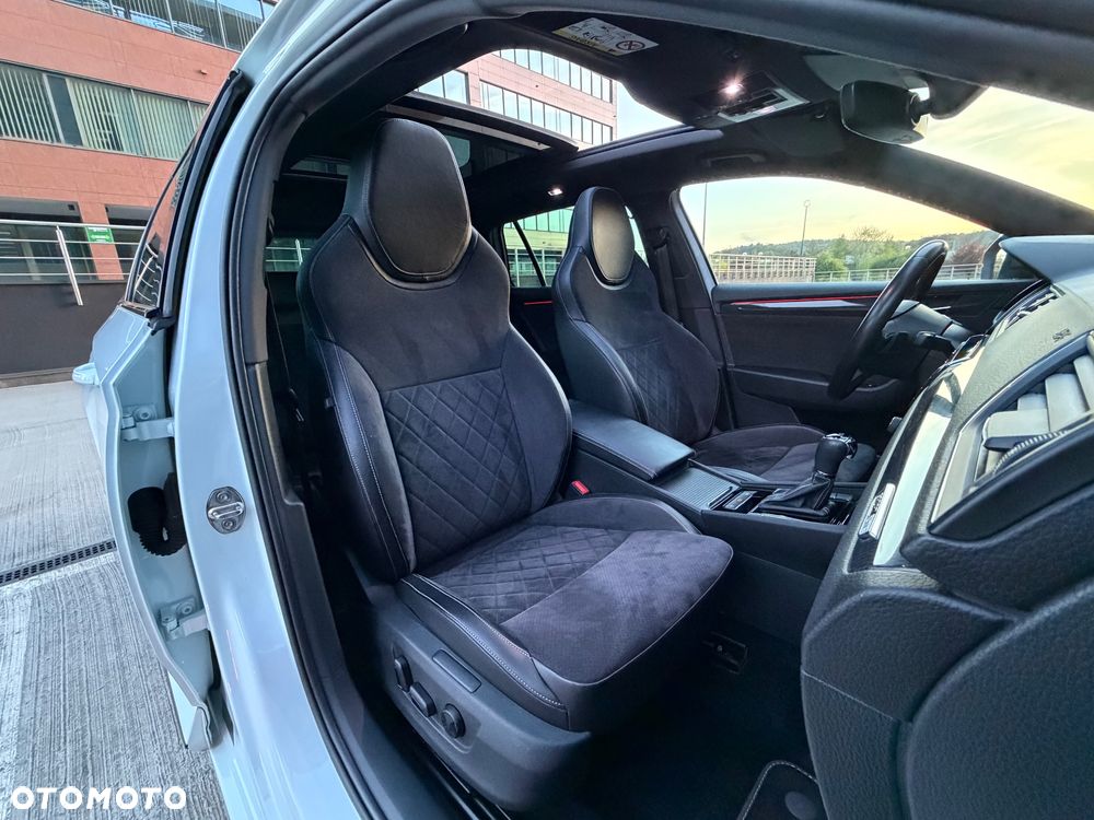 Skoda Superb 1.8 TSI Sportline DSG - 27