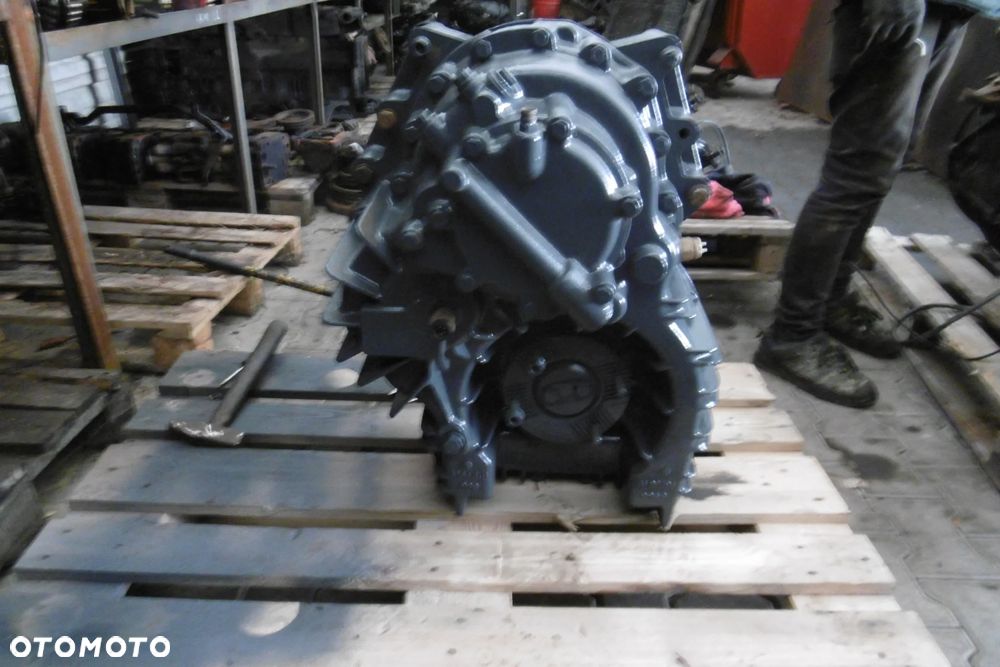Skrzynia redukcyjna reduktor G17002 Man F2000 4x4 6x6 8x8 - 1