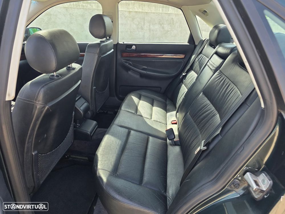 Audi A4 1.8 Turbo Sport EC - 12
