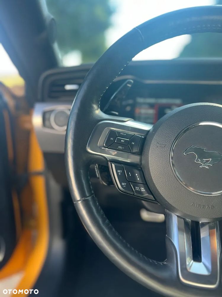 Ford Mustang 5.0 V8 GT - 18
