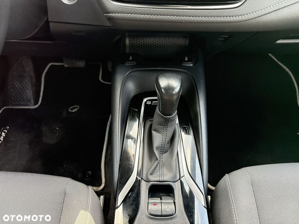 Toyota Corolla 1.8 Hybrid GPF Comfort - 24