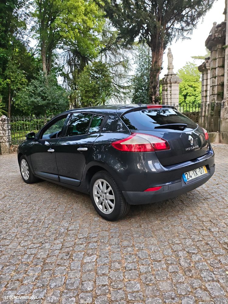 Renault Mégane 1.5 dCi Dynamique - 6