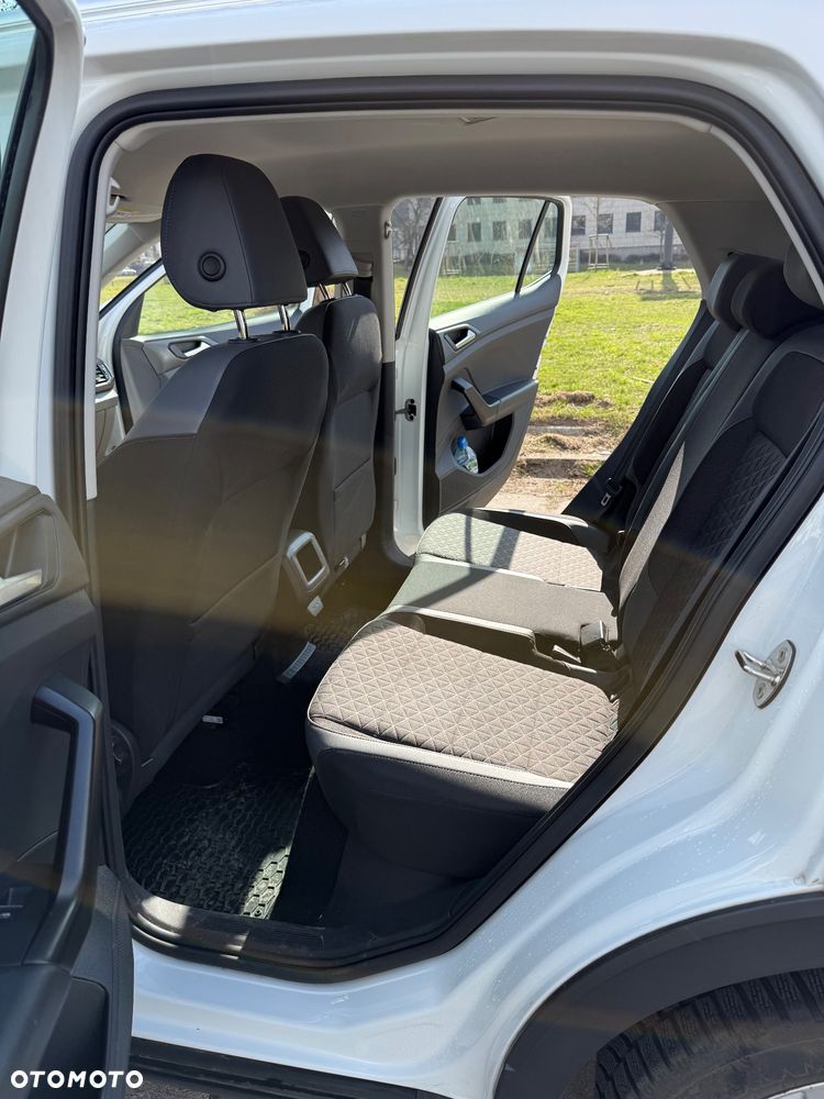 Volkswagen T-Cross 1.0 TSI Style DSG - 17