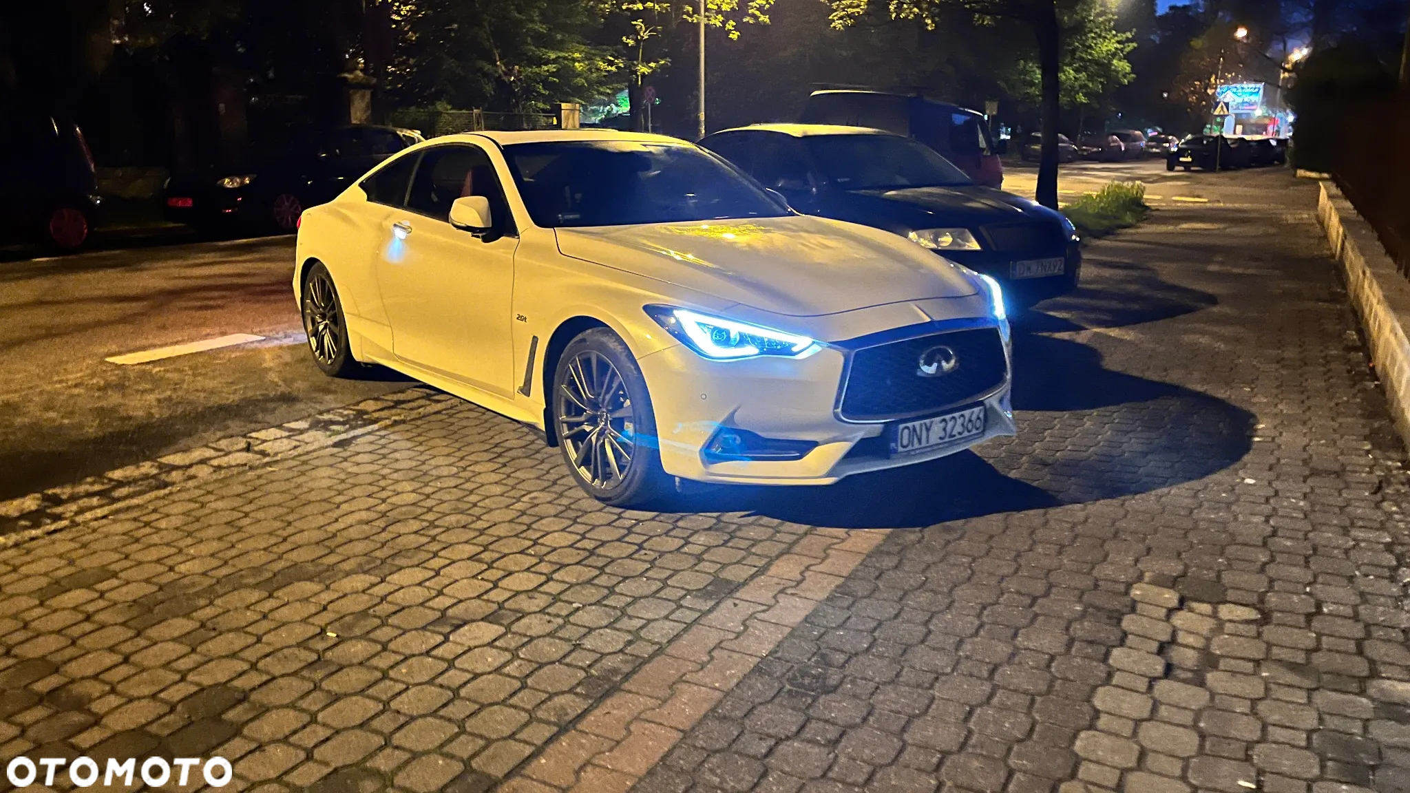 Infiniti Q60 2.0t Sport - 10