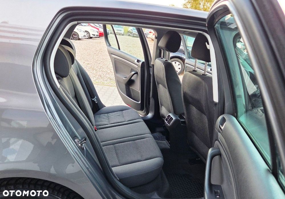 Volkswagen Golf 2004