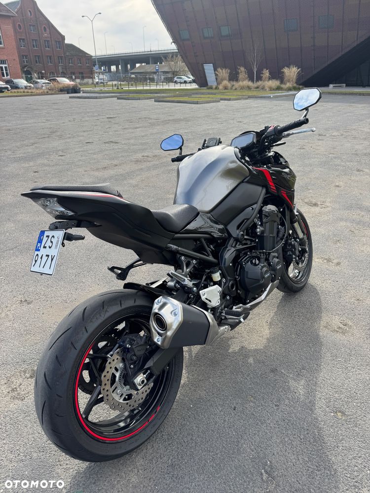 Kawasaki Z 900 - 7