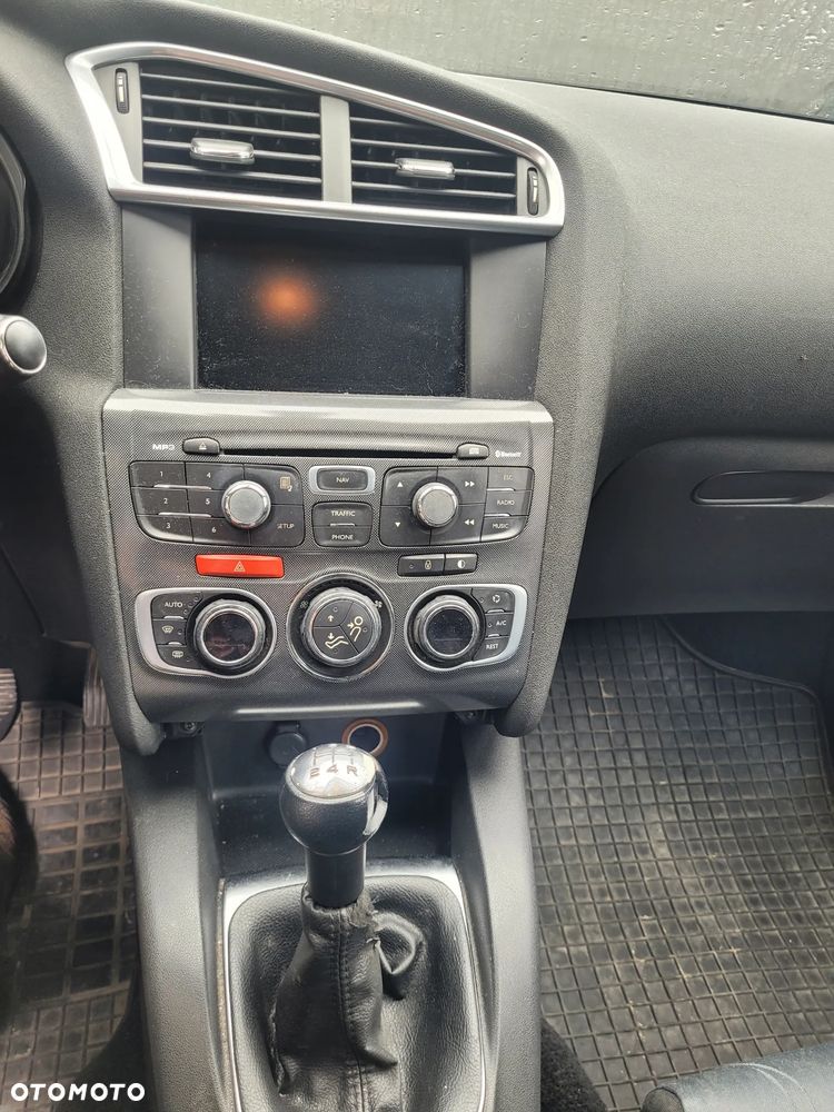 Citroën C4 1.6 HDi Seduction - 4