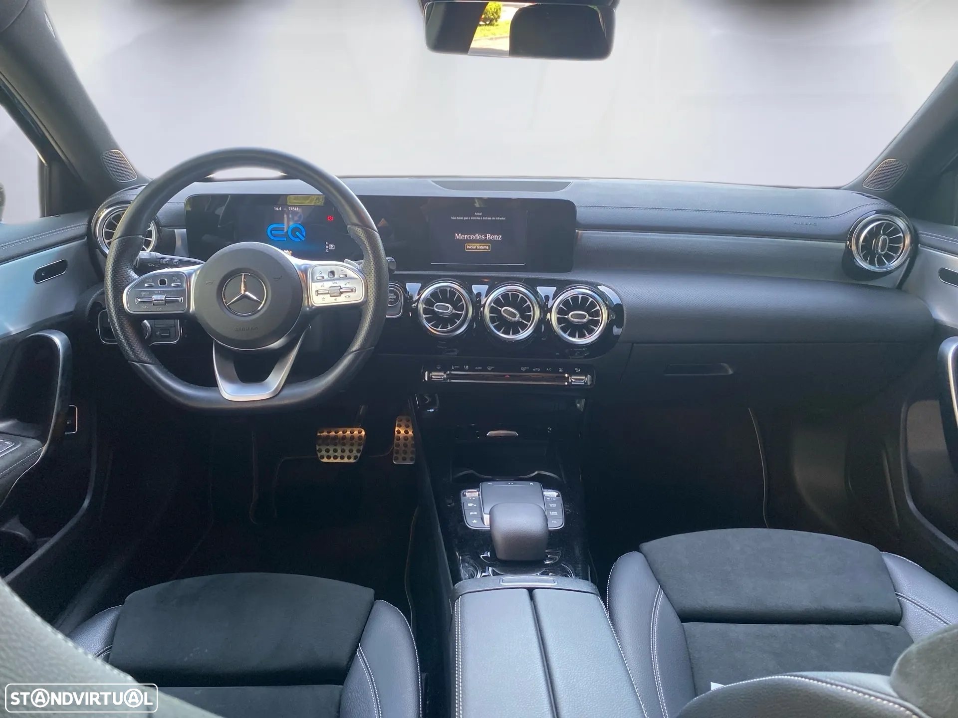 Mercedes-Benz A 250 e AMG Line - 20