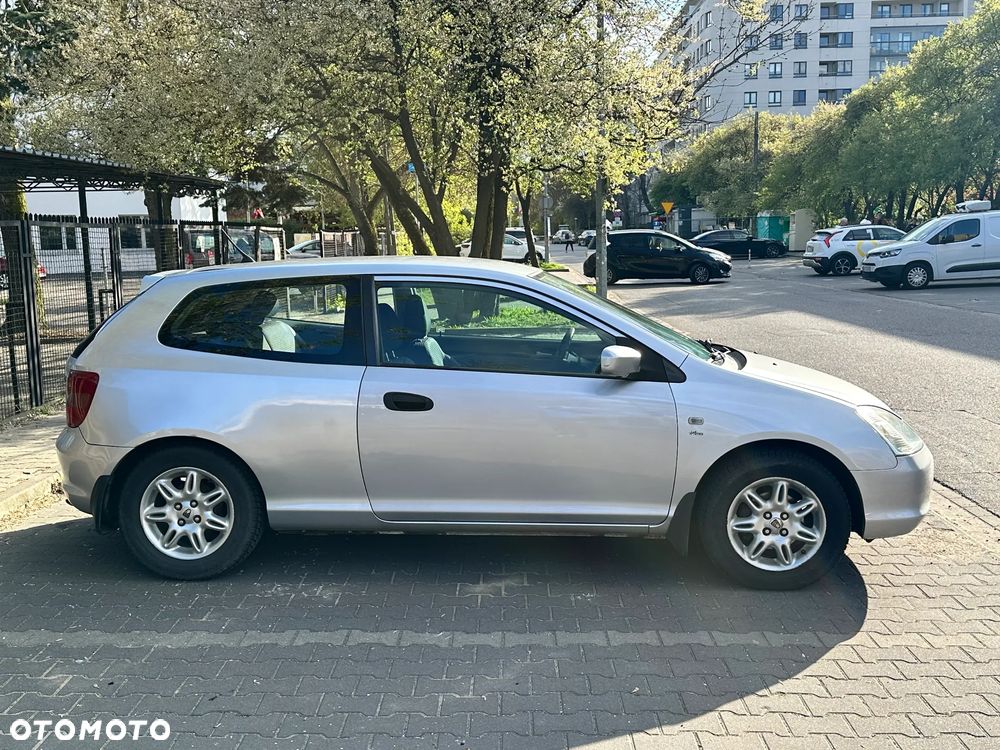 Honda Civic 1.4i LS - 2