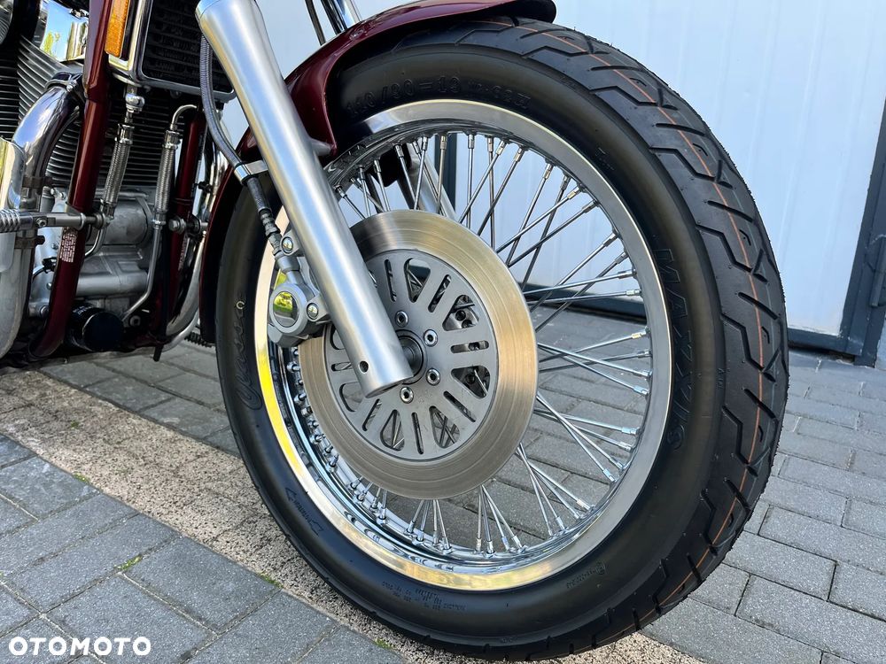 Suzuki Intruder - 23